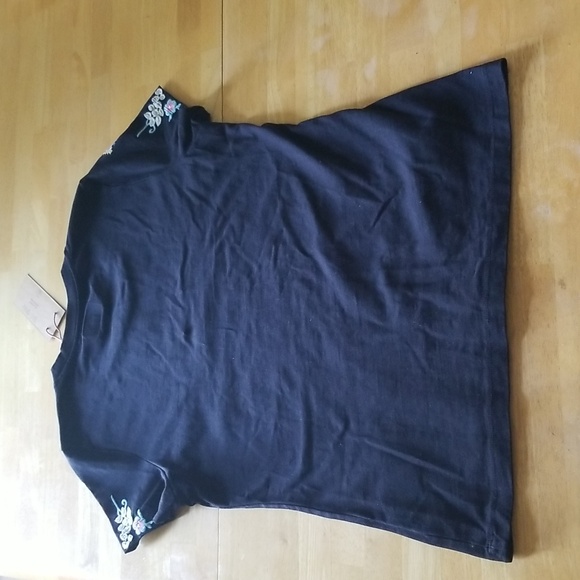 DRIFTWOOD Aztec Inspired Embroidered Top - Picture 7 of 8